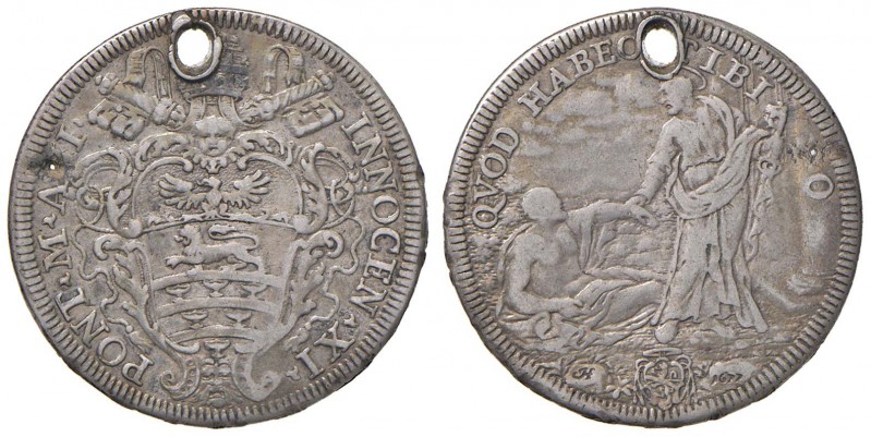 Roma – Innocenzo XI (1676-1689) - Testone 1677 - Munt. 58 R
Forato.
qBB 