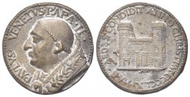 ROMA
Paolo II (Pietro Barbo), 1464-1471. . Medaglia 1465.
Æ gr. 25,11 mm 33,1
Dr. PAVLVS VENETVS PAPA II. Busto a s., con piviale.
Rv. HAS AEDES C...