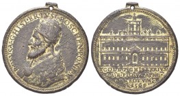 ROMA
Pio V (Antonio Michele Ghislieri), 1566-1572.. Medaglia 1672 opus ignoto.
Æ dorato gr. 19,93 mm 38,5
Dr. PIVS V GHISLERIVS BOSCHEN PONT M. Bus...