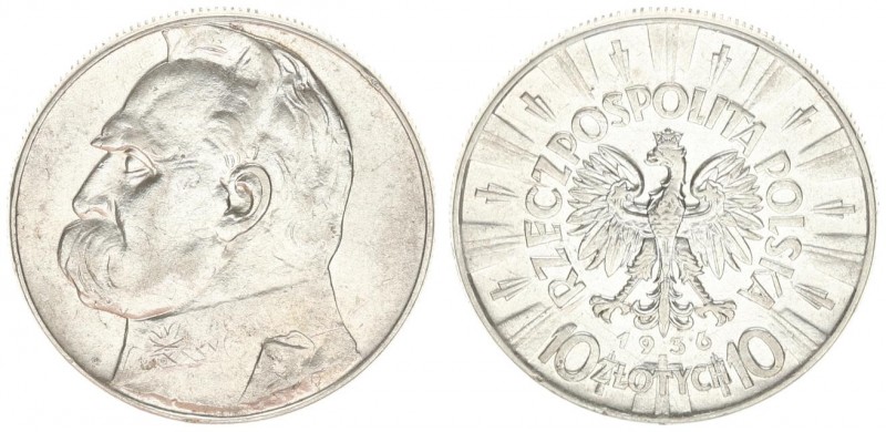 Poland 10 ZLotych 1936(w) Averse: Eagle with wings open with no symbols below. R...
