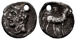 Cartagonova. 1/4 siclo-shekel. 220-205 a.C. Cartagena (Murcia). (Abh-545). (Acip-605). (C-66). Ag. 1,63 g. Agujero. Muy escasa. MBC-. Est...80,00.