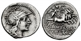 Fabia. Denario. 127 a.C. Roma. (Ffc-701). (Craw-283/1b). (Cal-572). Rev.: Victoria con corona en cuadriga a derecha, debajo ROMA, en exergo C F L R Q ...