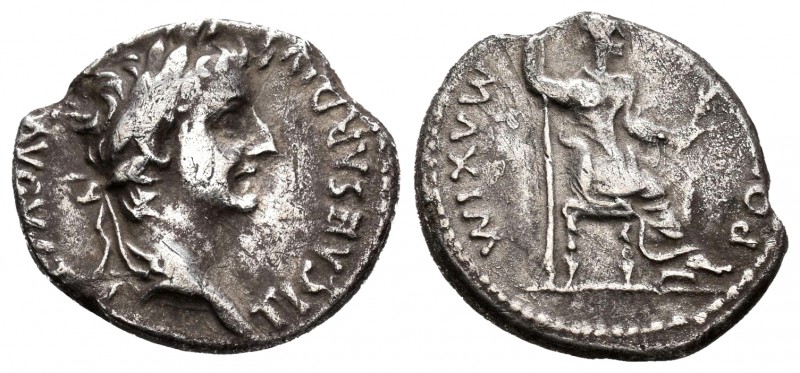 Tiberio. Denario. 14-37 d.C. Lugdunum. (Spink-1763). (Ric-26). Rev.: PON(TIF) MA...