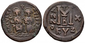 Justino II. Follis. 565-578 d.C. Cyzicus. (Sear-372). Ae. 13,95 g. MBC. Est...40,00.
