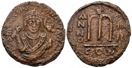 Tiberio II Constantino. Follis. 578-582 d.C. Constantinopla. (Sear-429). Ae. 15,42 g. BC+. Est...30,00.