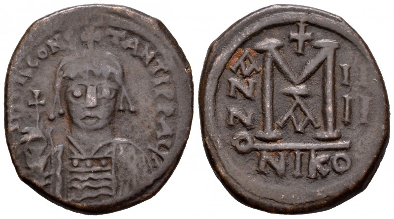 Tiberio II Constantino. Follis. 578-582 d.C. Nicomedia. (Sear-440). Ae. 13,30 g....