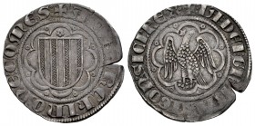 Corona de Aragón. Jaime II (1291-1327). Pirral. Sicilia. (Cru-353). Ag. 3,26 g. Roseta de cinco pétalos encima de escudo. Tono. MBC+/MBC. Est...100,00...