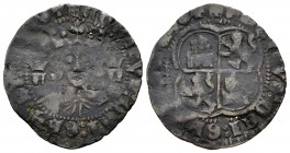 Reino de Castilla y León. Enrique II (1368-1379). Real de vellón. Sin ceca. (Bautista-589 variante). Ve. 2,06 g. Sin roeles en los extremos del cuarte...