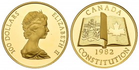 Canadá. Elizabeth II. 100 dollar. 1982. (Km-137). (Fried-13). Au. 16,85 g. Nueva Constitución de Canadá. PROOF. Est...800,00.