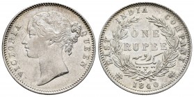India Británica. Victoria. 1 rupia. 1840. Bombay. (Km-458.2). Ag. 11,63 g. WW en cuello y 28 bayas. EBC. Est...40,00.