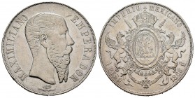 México. Maximiliano. 1 peso. 1866. México. (Km-388.1). Ag. 25,99 g. Golpecitos en el canto. MBC+. Est...180,00.