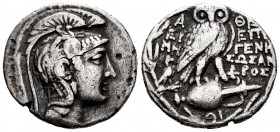 Ática. Tetradracma. 165-42 a.C. Atenas. (Thompson-446). Anv.: Cabeza de Atenea a derecha, con casco ateniense de triple cresta. Rev.: Lechuza a derech...
