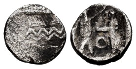 Fenicia. Sidón. Baalshallim II. 1/16 shekel. 401-366 a.C. (Sng Cop-197). Ag. 0,56 g. BC+. Est...35,00.