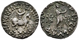 Indoescitas. Azes II. Tetradracma. 20-1 a.C. (Mitchiner-2360). Anv.: El rey a caballo a derecha, armado de arco y levantando la mano derecha y letra d...