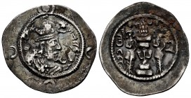 Imperio Sasánida. Yazdigerd I. Dracma. 399-420 a.C. Ag. 4,04 g. MBC-. Est...50,00.