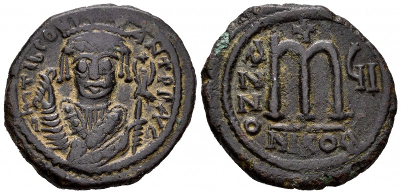 Tiberio II Constantino. Follis. 578-582 d.C. Nicomedia. (Sear-441). Ae. 12,63 g....