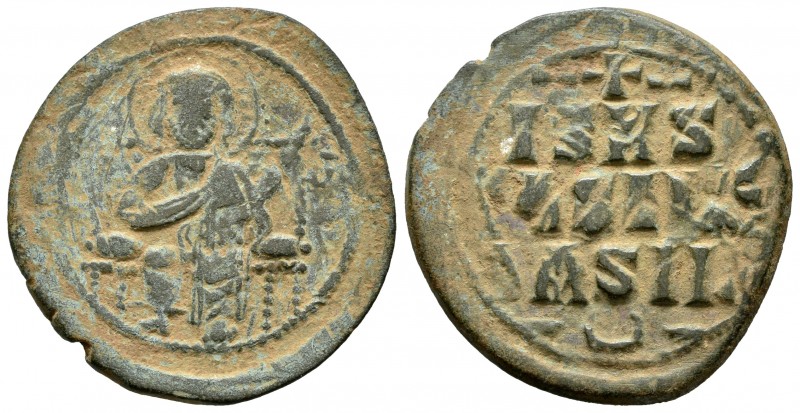 Constantino IX. Monomachos. Follis. 1042-1055 d.C. Constantinopla. Ae. 8,06 g. M...
