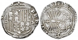 Fernando e Isabel (1474-1504). 1 real. Sevilla. (Cal 2019-440). Ag. 3,34 g. Escudo entre d cuadrada y S. MBC-. Est...35,00.