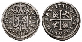 Felipe V (1700-1746). 1/2 real. 1719. Cuenca. JJ. (Cal 2019-105). Ag. 1,25 g. Leyenda PHILIPPUS. MBC. Est...50,00.