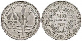 Estados Africanos del Oeste. 500 francos. 1972. (Km-7). Ag. 25,00 g. 10º Aniversario de la Unión Monetaria. Limpiada. EBC+. Est...45,00.