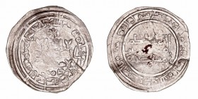 Califato de Córdoba
Al Hakem II
Dírhem. AR. Medina Azzahra. 357 H. 2.80g. V.458. Ligera grieta. (BC+).