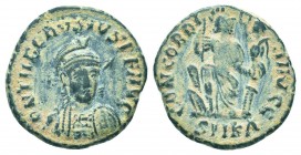 ARCADIUS (383-408). AD. Ae.

Condition: Very Fine

Weight: 2.80 gr
Diameter: 17 mm