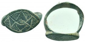Devil Eye Shaped Decorated Bronze Ring, Circa, 1st - 2nd Century, AD

Condition: Very Fine

Weight: 3.30 gr
Diameter: 20 mm