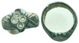 Lucky Bronze Ring with 4 punch on bezel, Circa, 11st - 12th Century, AD

Condition: Very Fine

Weight: 2.30 gr
Diameter: 16 mm