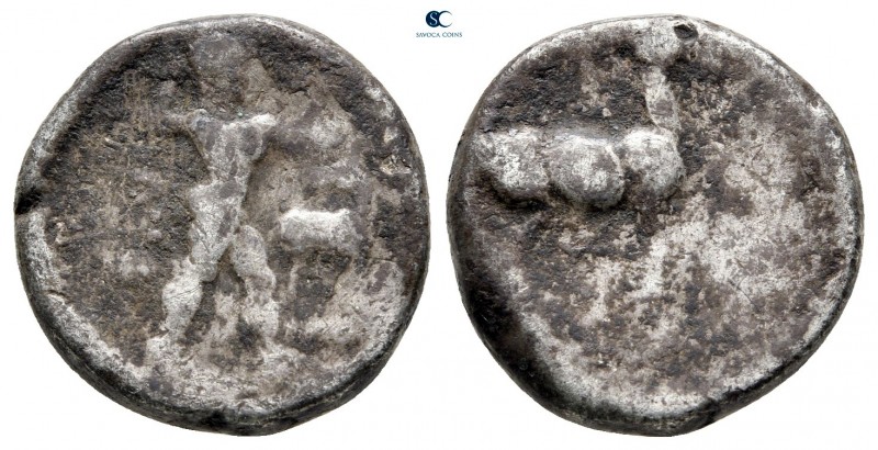 Bruttium. Kaulonia circa 480-440 BC. 
Stater AR

18 mm., 7,70 g.



fine