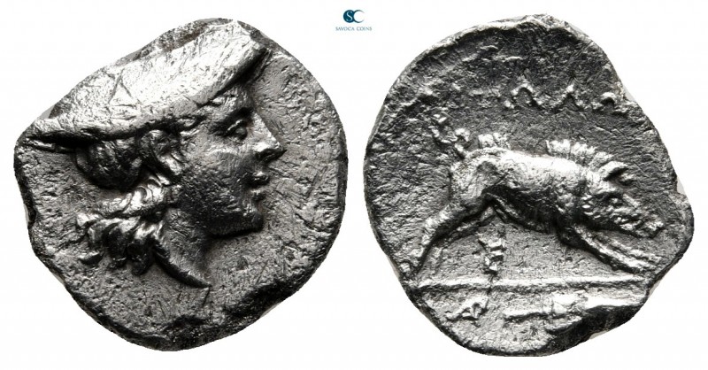 Aetolia. Aitolian League circa 205-150 BC. 
Triobol AR

14 mm., 2,15 g.


...