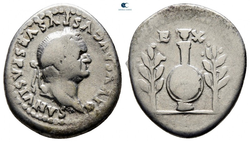 Divus Vespasianus AD 79. Struck under Titus, AD 80-81. Rome
Denarius AR

20 m...