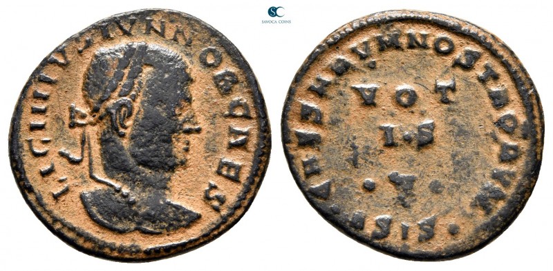 Licinius II, as Caesar AD 317-324. Siscia
Follis Æ

18 mm., 3,12 g.



ne...