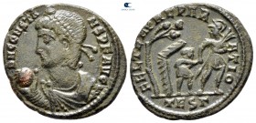 Constans AD 337-350. Thessaloniki. Follis Æ