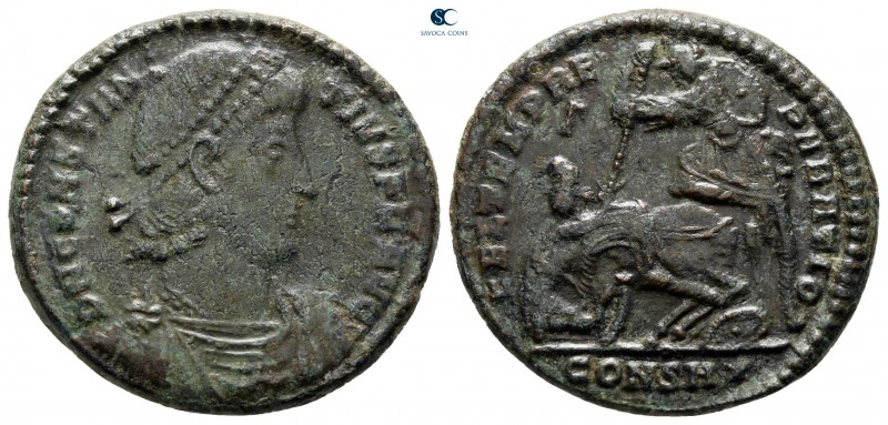 Constantinus II AD 337-340. Constantinople
Follis Æ

24 mm., 6,06 g.



v...