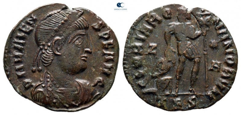 Valens AD 364-378. Thessaloniki
Follis Æ

18 mm., 1,87 g.



very fine