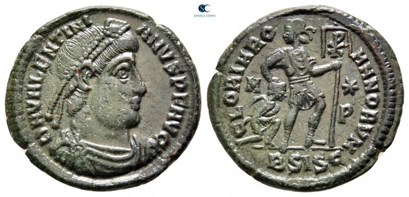 Valentinian I AD 364-375. Siscia
Follis Æ

18 mm., 2,79 g.



very fine