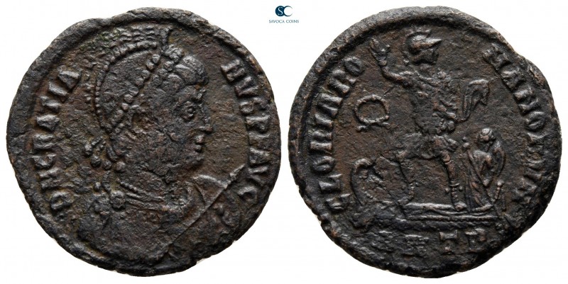 Gratian AD 375-383. Antioch
Follis Æ

21 mm., 4,07 g.



very fine