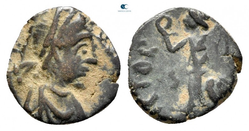 Johannes AD 423-425. Rome
Nummus Æ

10 mm., 0,79 g.



very fine