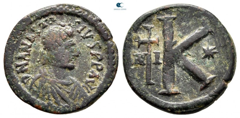 Anastasius I AD 491-518. Nikomedia
Half follis Æ

20 mm., 3,86 g.



very...