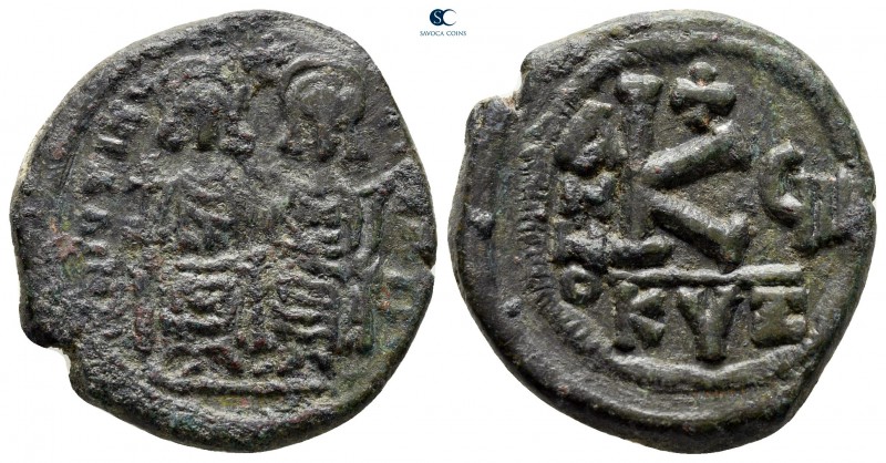 Justin II and Sophia AD 565-578. Cyzicus
Half follis Æ

22 mm., 6,73 g.


...