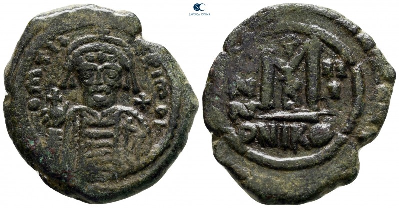 Maurice Tiberius AD 582-602. Nikomedia
Follis Æ

30 mm., 11,73 g.



very...