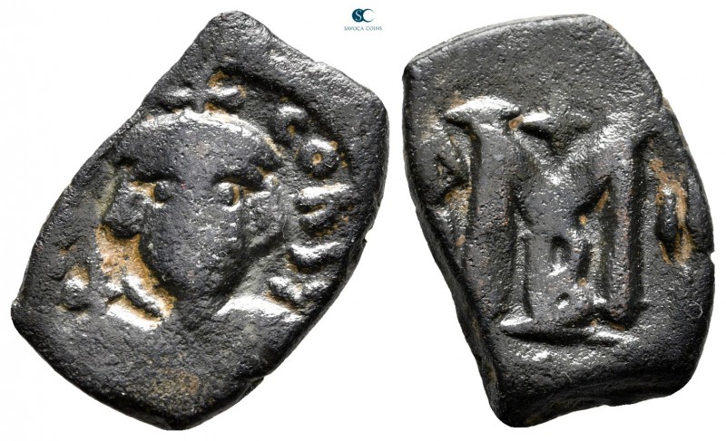 Constans II AD 641-668. Constantinople
Follis Æ

23 mm., 4,92 g.



very ...