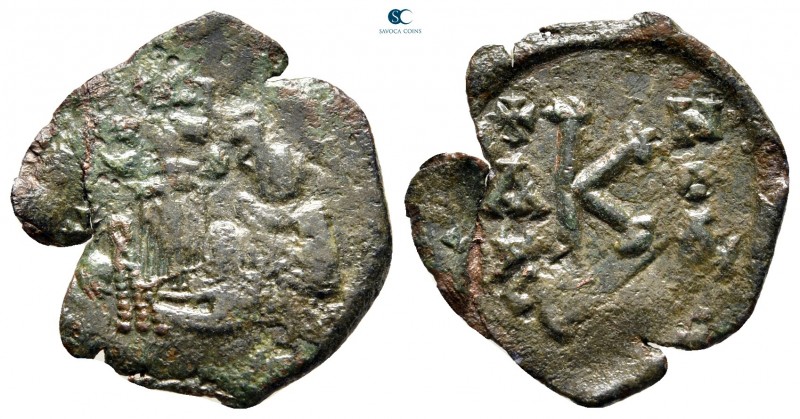 Constans II, with Constantine IV AD 641-668. Dated IY 4=AD 660/1. Syracuse
Half...