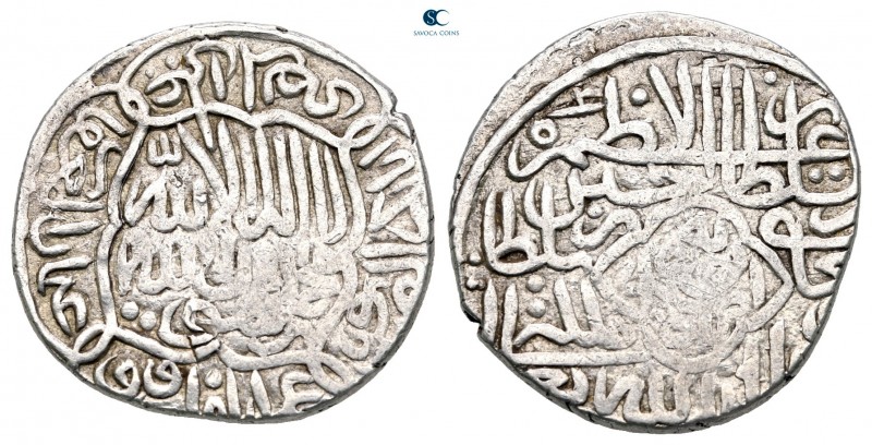 Sultan Husayn, 3rd reign AD 1469-1506. 
Tanka AR

22 mm., 4,80 g.



near...