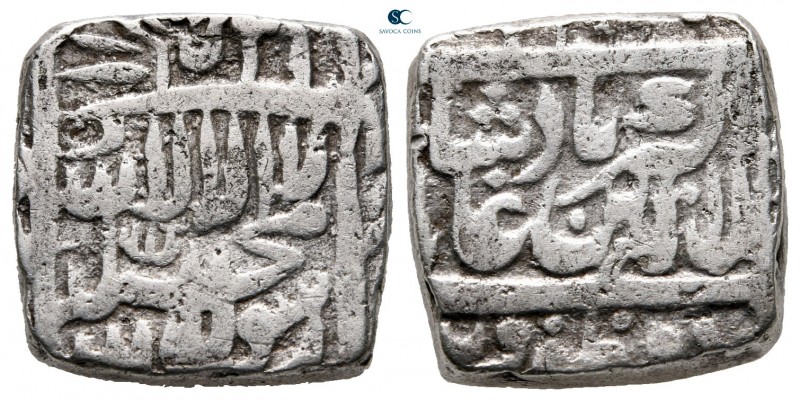 India. Urdu Zafar Qarin Mint. Mughal Empire. Akbar (Jalal-Ud-Din Muhammad) circa...