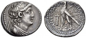 SELEUKID KINGS, Antiochos VII Euergetes (Sidetes), 138-129 BC. Didrachm (Silver, 21mm, 7.03 g 12), Tyre, year 177 = 136/5. Diademed and draped bust of...