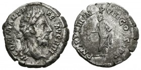 COMODO. Denario. (Ar. 3,36g/18mm). 187-188 d.C. Roma. (RIC 168). MBC/MBC+.