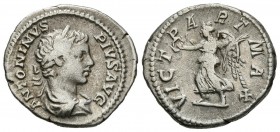 CARACALLA. Denario. (Ar. 3,18g/20mm). 201-206 d.C. Roma. (RIC 144b; Cohen 658). MBC-.