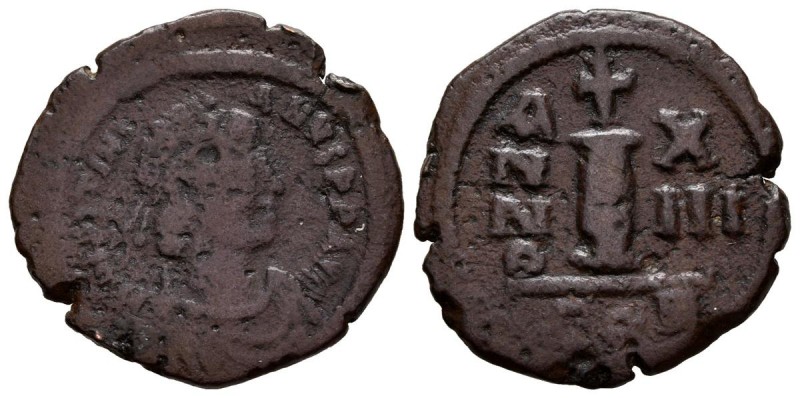 JUSTINIANO I. Decanummiun. (Ae. 4,21g/19mm). 541-542 d.C. (Año 15). Cícico. (Sea...