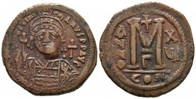 JUSTINIANO I. Follis. (Ae. 19,96g/35mm). 542-543 d.C. (RY 16). Constantinopla. (Sear 163). MBC.